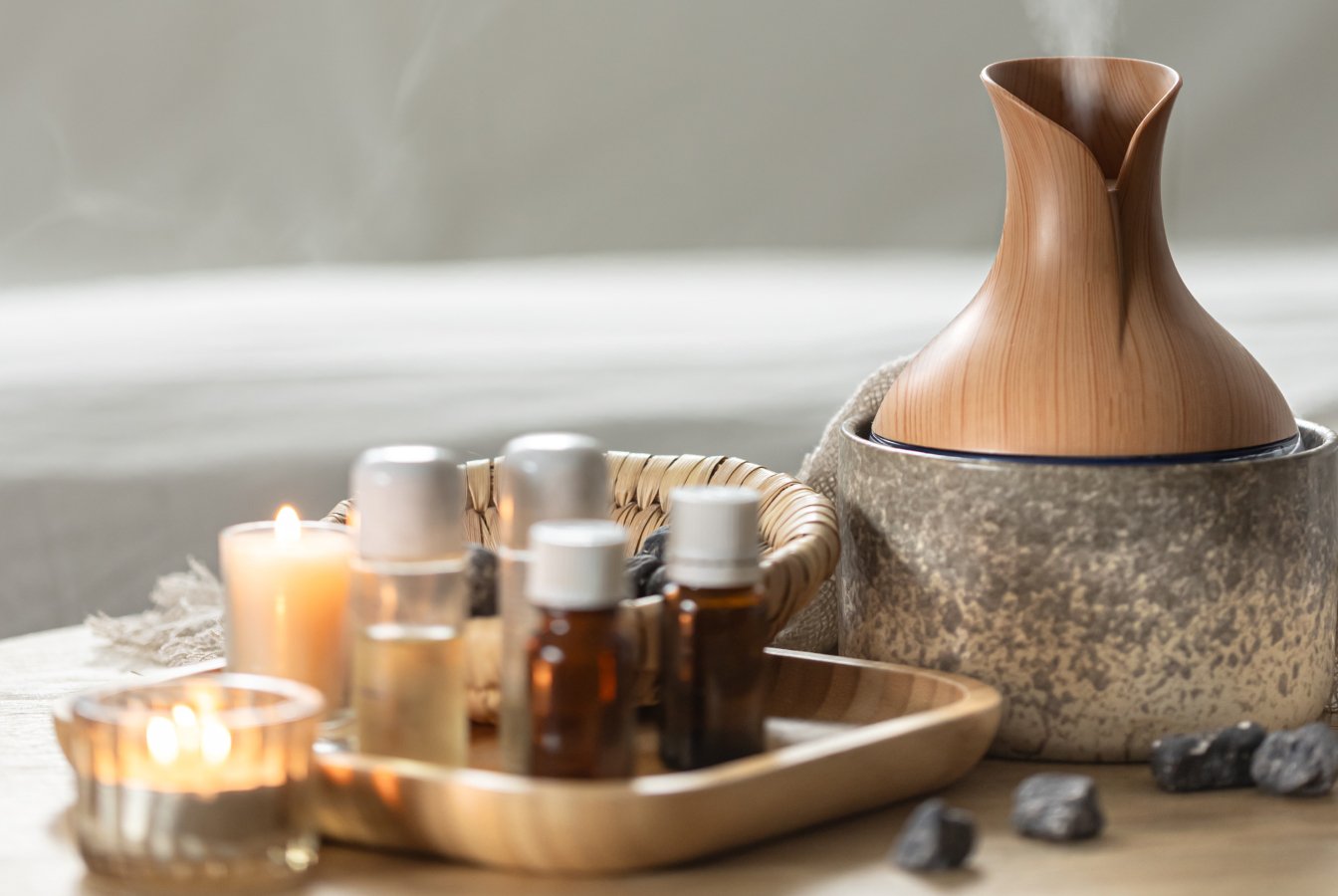 Aroma diffuser and essential oil bottles